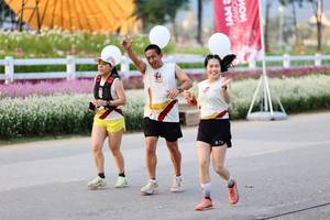 BIB: 
                            <button type="button" onclick="openModal(27849031)" class="btn btn-primary btn-sm float-right btn-popup" data-toggle="modal" data-target=".modal-high-quality">
                        <i class="fas fa-shopping-cart"></i> Add to Cart
                    </button>
                                            <button type="button" onclick="isThisMe(27849031, true)" class="btn btn-success btn-sm float-right btn-popup btn-isme hidden" data-toggle="tooltip" data-placement="bottom" title="นี่คือรูปของคุณใช่ไหม คลิกที่นี่เพื่อเอาเข้าอัลบั้ม">
                        <i class="fas fa-plus"></i> Add to album
                    </button>
                    <button type="button" onclick="isThisMe(27849031, false)" class="btn btn-warning btn-sm float-right btn-popup btn-isnotme hidden">
                        <i class="fas fa-ban"></i> Remove from album
                    </button>